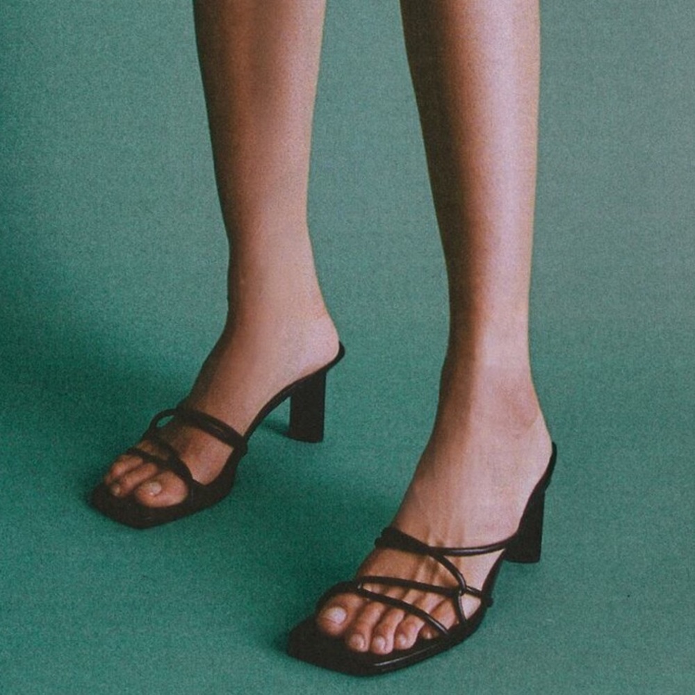 Black Zara heels